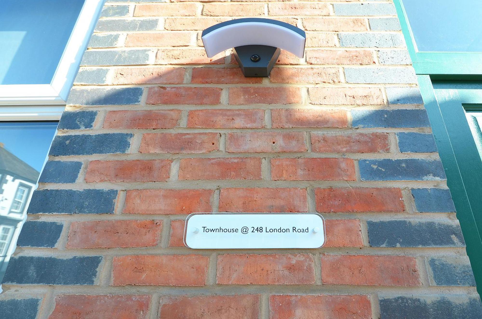 Townhouse Plus @ London Road Stoke 外观 照片